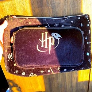 NWT Harry Potter velvet makeup/travel bag
